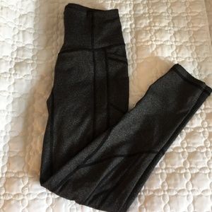 Steel heart booty leggings